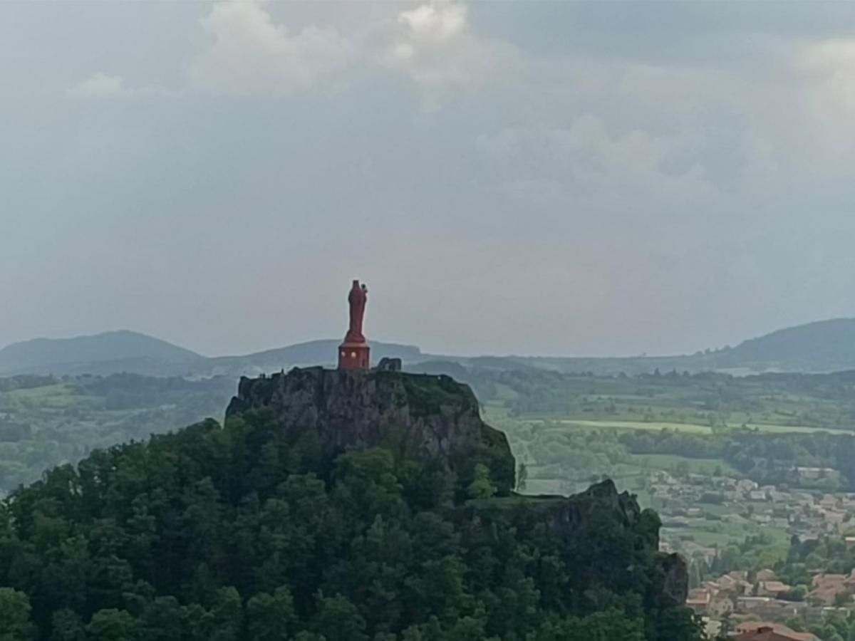 La Maison Des Roses Chadrac Kültér fotó